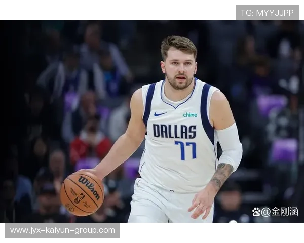 东契奇无解三分射落，独行侠领先拉大